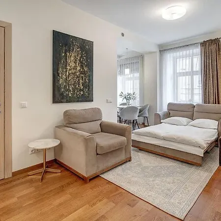 Domillion New Old Town Amber 1bdr Z1b4 *