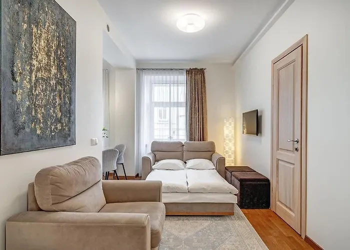 Domillion New Old Town Amber 1bdr Z1b4